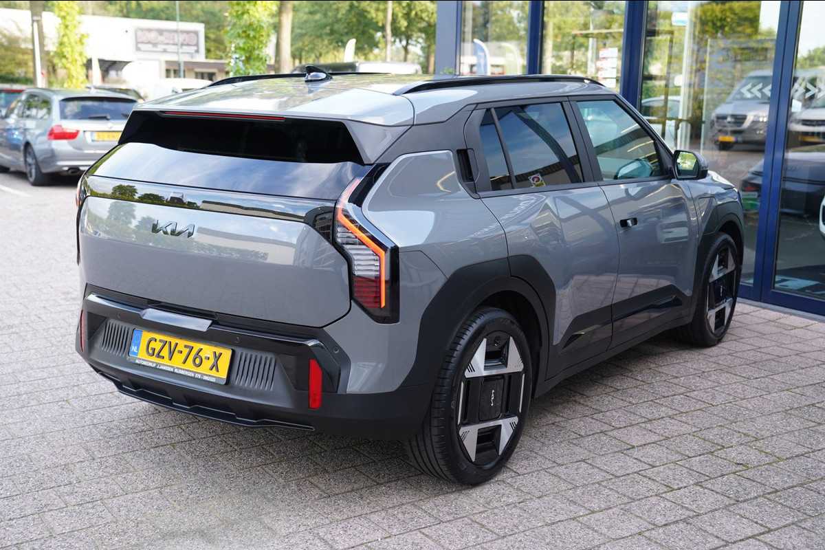 Kia EV3 Plus Advanced 58.3 kWh|Prijs incl. 12 mnd garantie| LMV Carplay PDC Camera DAB Harman/Kardon Schuif/kanteldak Climate
