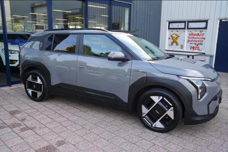 Kia EV3 Plus Advanced 58.3 kWh|Prijs incl. 12 mnd garantie| LMV Carplay PDC Camera DAB Harman/Kardon Schuif/kanteldak Climate