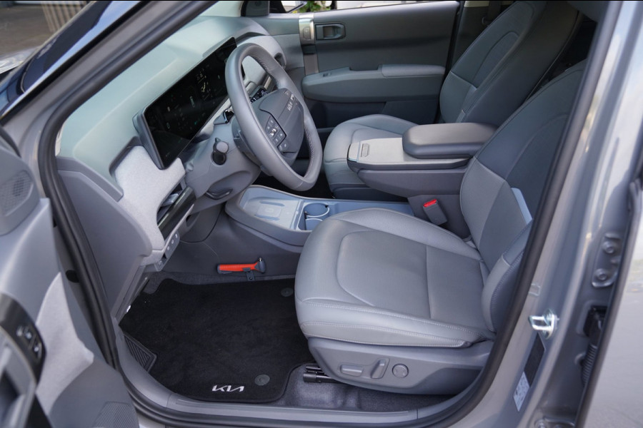 Kia EV3 Plus Advanced 58.3 kWh|Prijs incl. 12 mnd garantie| LMV Carplay PDC Camera DAB Harman/Kardon Schuif/kanteldak Climate