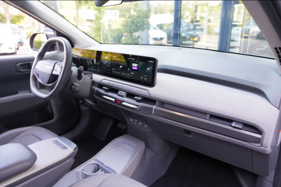 Kia EV3 Plus Advanced 58.3 kWh|Prijs incl. 12 mnd garantie| LMV Carplay PDC Camera DAB Harman/Kardon Schuif/kanteldak Climate