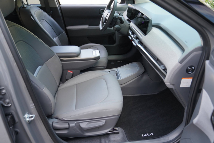 Kia EV3 Plus Advanced 58.3 kWh|Prijs incl. 12 mnd garantie| LMV Carplay PDC Camera DAB Harman/Kardon Schuif/kanteldak Climate