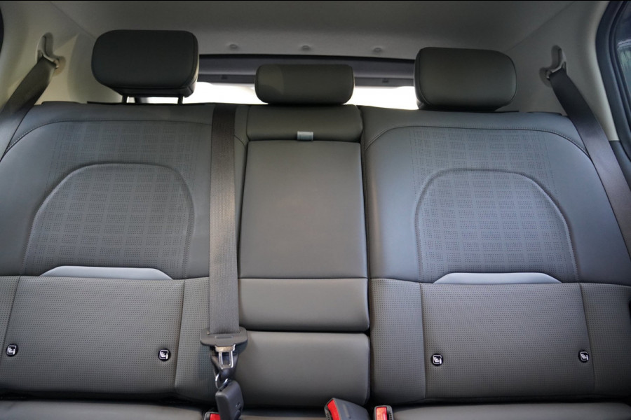 Kia EV3 Plus Advanced 58.3 kWh|Prijs incl. 12 mnd garantie| LMV Carplay PDC Camera DAB Harman/Kardon Schuif/kanteldak Climate