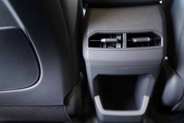 Kia EV3 Plus Advanced 58.3 kWh|Prijs incl. 12 mnd garantie| LMV Carplay PDC Camera DAB Harman/Kardon Schuif/kanteldak Climate