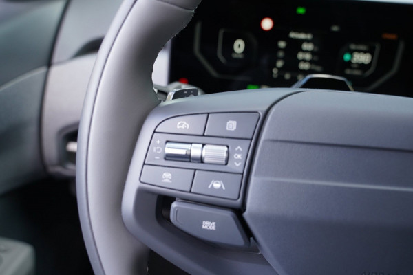 Kia EV3 Plus Advanced 58.3 kWh|Prijs incl. 12 mnd garantie| LMV Carplay PDC Camera DAB Harman/Kardon Schuif/kanteldak Climate