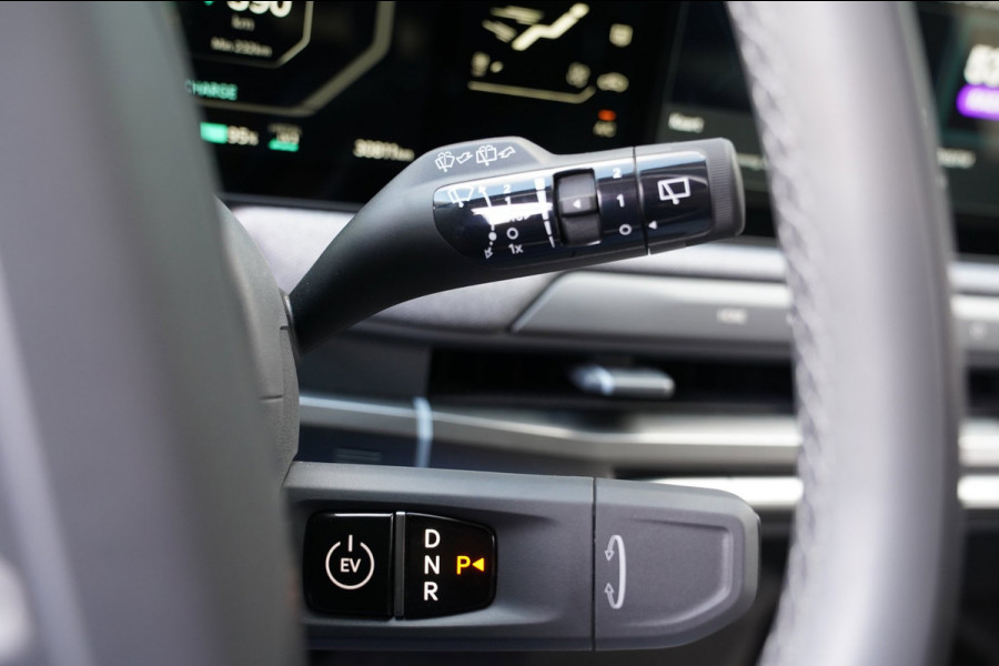 Kia EV3 Plus Advanced 58.3 kWh|Prijs incl. 12 mnd garantie| LMV Carplay PDC Camera DAB Harman/Kardon Schuif/kanteldak Climate
