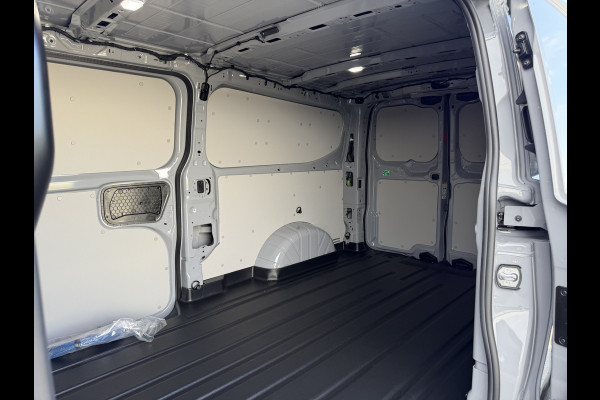 Ford E-Transit Cust. 340 L2H1 Sport 71 kWh | Next Level Edition | Camera | 2x Schuifdeur | Direct leverbaar!!