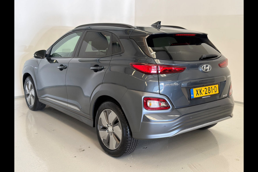 Hyundai Kona EV Premium 64 kWh / HUD / Camera / 2e eig. / NL-auto