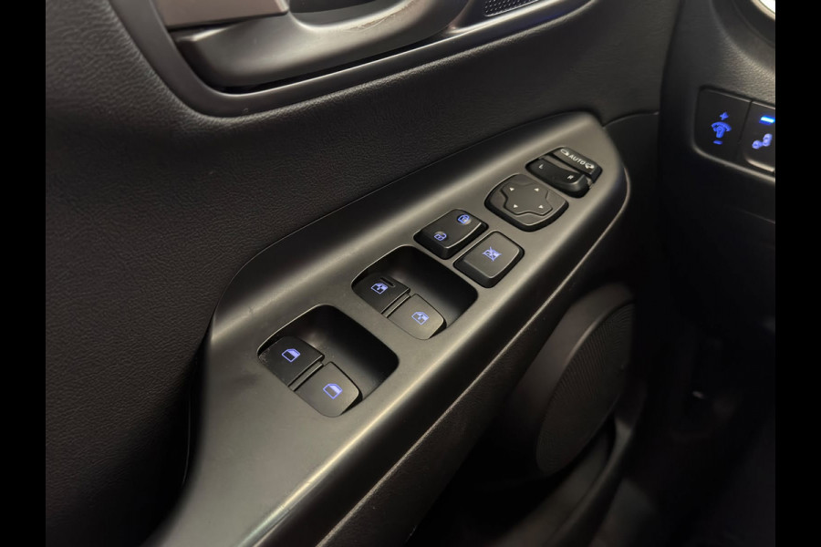Hyundai Kona EV Premium 64 kWh / HUD / Camera / 2e eig. / NL-auto