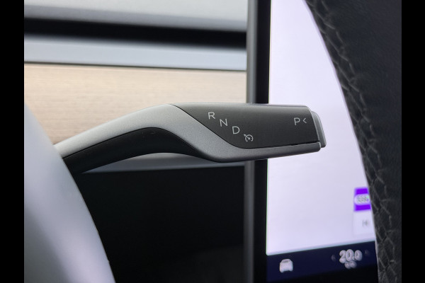 Tesla Model 3 RWD Plus LFP Trekhaak Warmtepomp Pano-Dak Navi Camera's Leder Memory Stuur+Stoelverwarming SOH 91% Traffic-Aware Cruise Control AMD Ryzen™ Elek.Achterklep Led 1.000KG Trekgewicht Origineel Nederlandse Auto