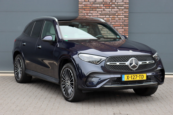 Mercedes-Benz GLC 400e 4MATIC AMG Line | Panoramadak | Trekhaak | Memory | Burmester | Surround Camera | Keyless Go | Digital Light | Verwarmd Stuurwiel | HUD |