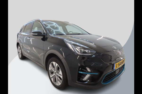 Kia e-Niro ExecutiveLine 64 kWh | SOH 98,1 % | Lederen Interieur | Schuif - Kantel Dak | Navigatie | Dealer onderhouden |