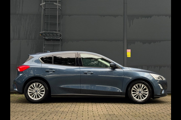 Ford Focus 1.5 EcoBoost Titanium Business / NAP !! / 2de EIGENAAR / DEALER ONDERHOUDEN / AFN. TREKHAAK / WINTER + DESIGN PAKKET !