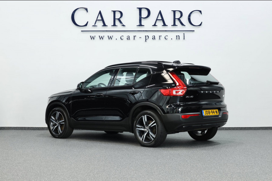 Volvo XC40 1.5 T5 Recharge R-line LED/VIRTUAL/PANO/LEER+S.VERWARMING/19" LMV/CAM/12 MND GARANTIE!