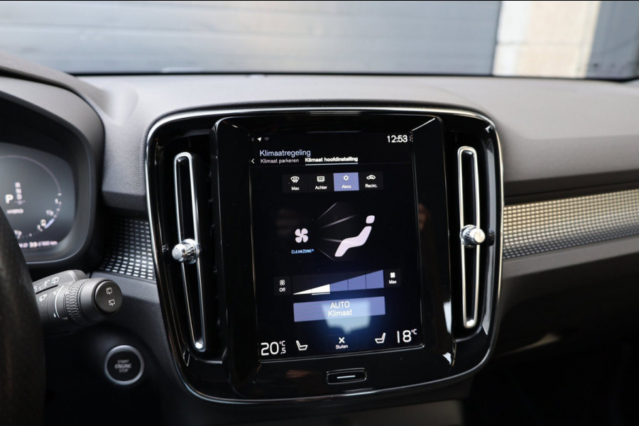 Volvo XC40 1.5 T5 Recharge R-line LED/VIRTUAL/PANO/LEER+S.VERWARMING/19" LMV/CAM/12 MND GARANTIE!