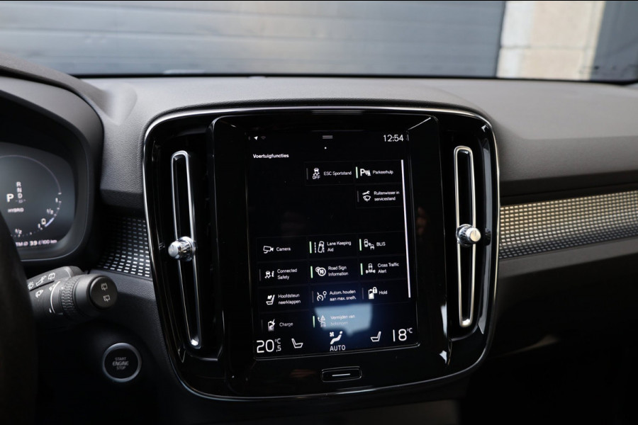 Volvo XC40 1.5 T5 Recharge R-line LED/VIRTUAL/PANO/LEER+S.VERWARMING/19" LMV/CAM/12 MND GARANTIE!