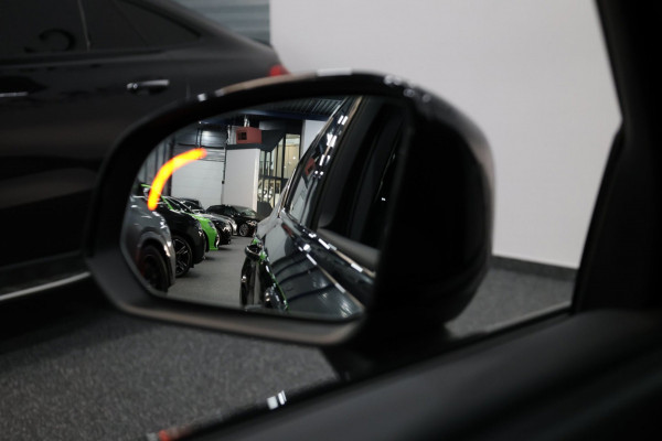 Volvo XC40 1.5 T5 Recharge R-line LED/VIRTUAL/PANO/LEER+S.VERWARMING/19" LMV/CAM/12 MND GARANTIE!