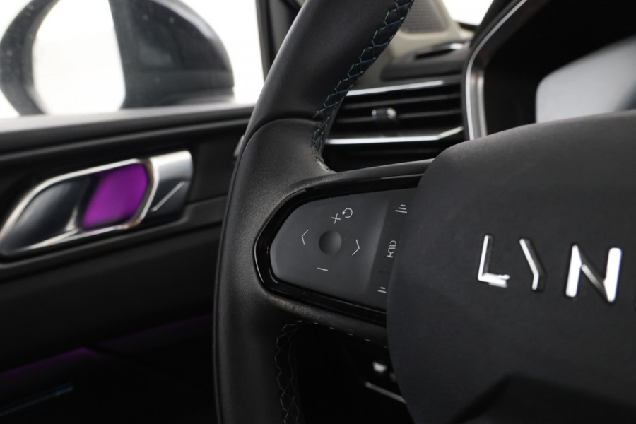 Lynk & Co 01 1.5 black pack!