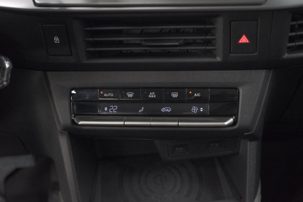 Opel Frontera 1.2 Turbo Hybrid 136 GS | 7 Zitplaatsen | Navigatie | Dodehoekdetectie | Camera
