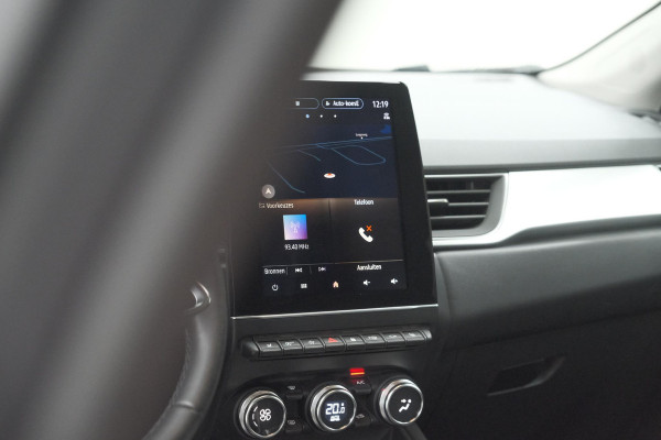 Renault Captur Mild Hybrid 140 EDC Techno | 360 Camera | Groot scherm | Stoelverwarming | Parkeersensoren | Allseason banden