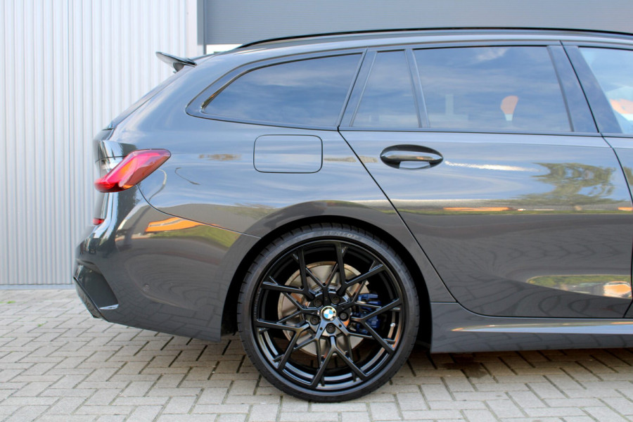 BMW 3 Serie Touring 330i | M340i Look | Pano | Apple Carplay | Sfeerverlichting | LED | Stoelverwarming