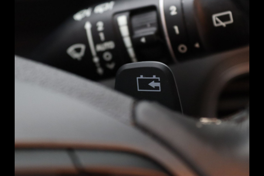 Hyundai Kona EV Limited 64 kWh Apple Carplay/Android Auto | Climate