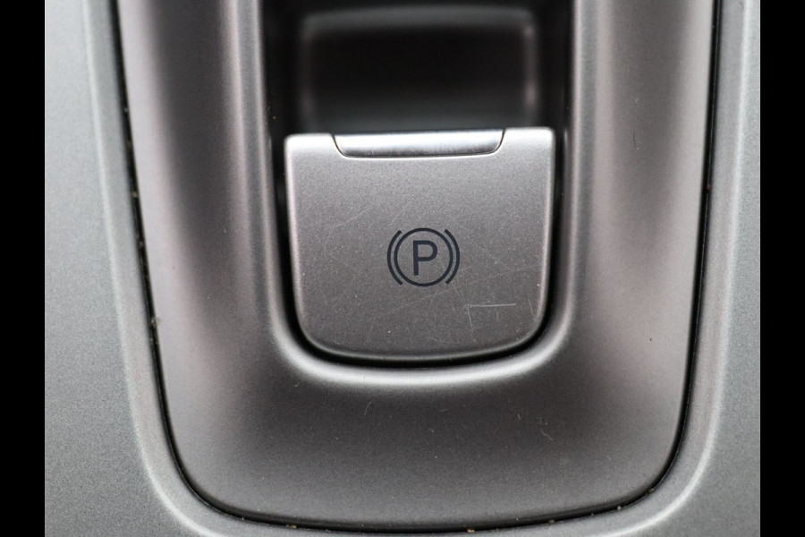 Hyundai Kona EV Limited 64 kWh Apple Carplay/Android Auto | Climate