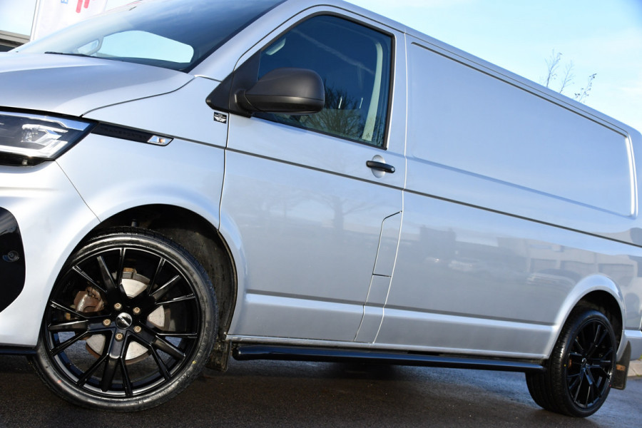 Volkswagen Transporter 2.0 TDI L2H1 ABT Edition Carplay, Stoelverwarming, Sensoren, Adapteive Cruise, LED, 150pk, Automaat, Standkachel, Multimedia, Uniek!