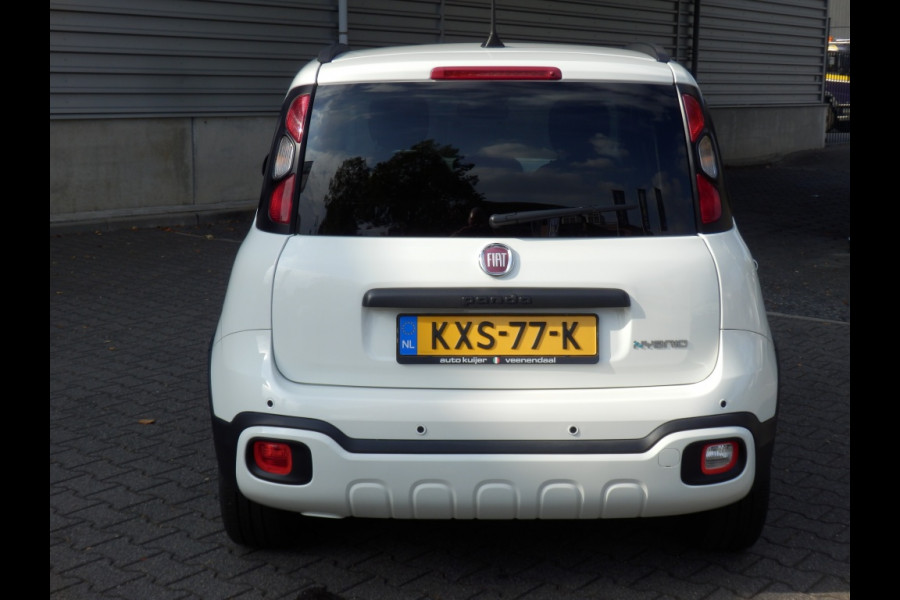 Fiat Panda 1.0 Hybrid Cross