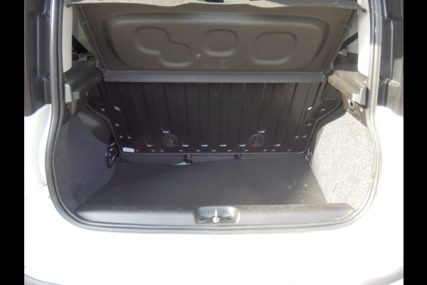 Fiat Panda 1.0 Hybrid Cross