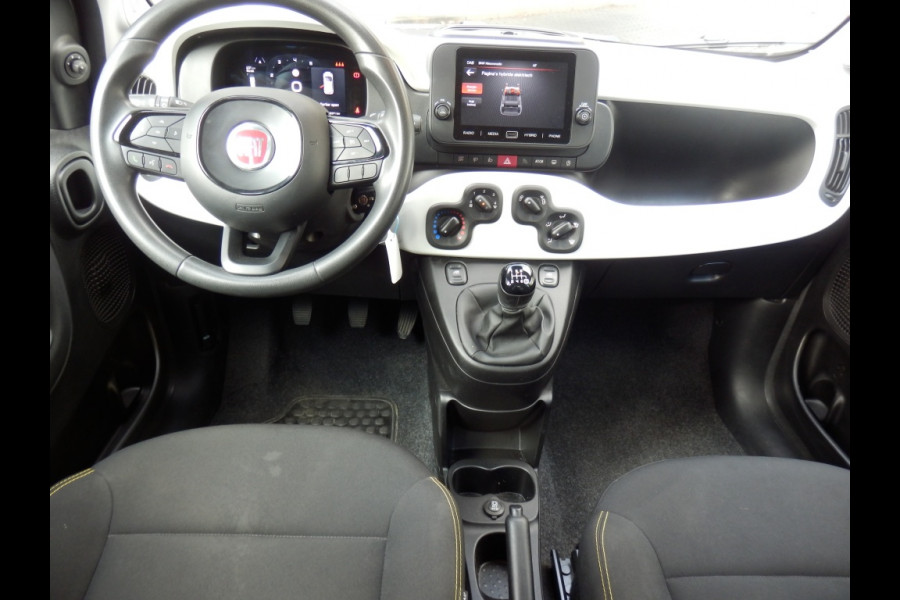 Fiat Panda 1.0 Hybrid Cross
