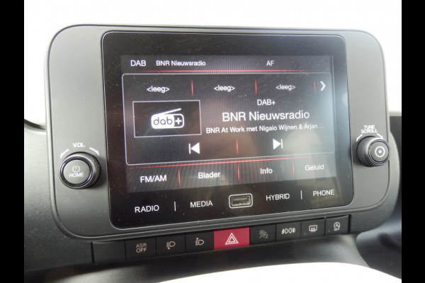 Fiat Panda 1.0 Hybrid Cross