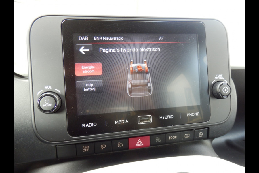 Fiat Panda 1.0 Hybrid Cross