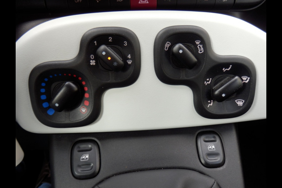 Fiat Panda 1.0 Hybrid Cross