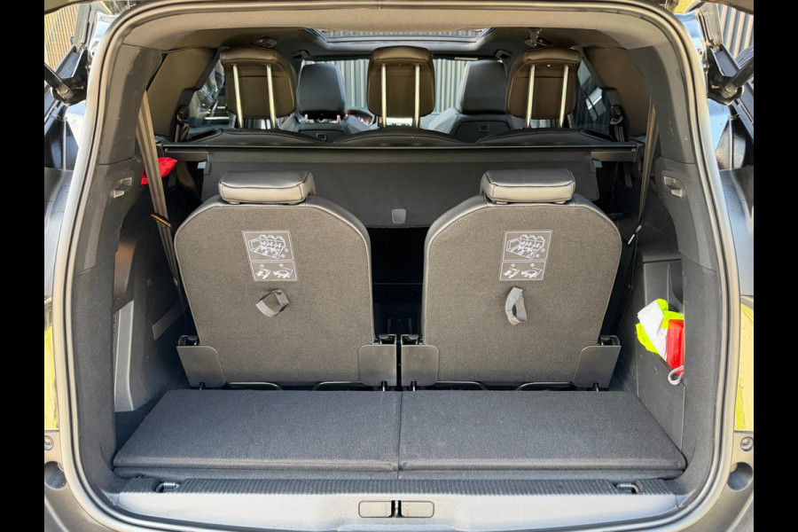 Peugeot 5008 1.2 PureTech GT Black Pack 7-Persoons | PANO | TREKHAAK| FOCAL | LEDER | VIRTUAL | CAMERA | ACC | 1E EIG | DEALER