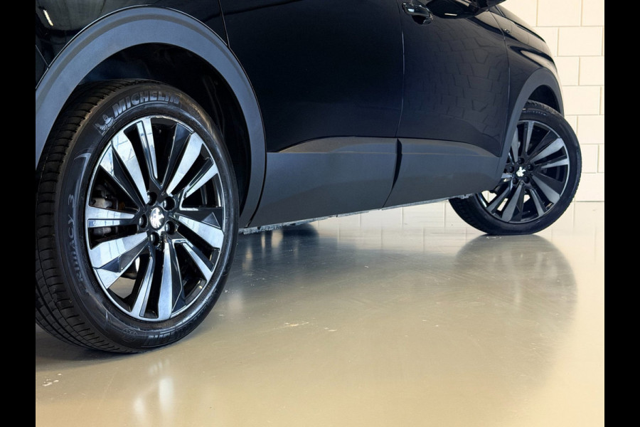 Peugeot 5008 1.2 PureTech GT Black Pack 7-Persoons | PANO | TREKHAAK| FOCAL | LEDER | VIRTUAL | CAMERA | ACC | 1E EIG | DEALER