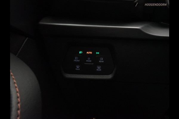 CUPRA Formentor 1.4 e-Hybrid VZ Performance 245pk (APPLE CARPLAY,PANORAMADAK,STUUR-STOELVERWARMING,SFEERVERLICHTING,CAMERA)