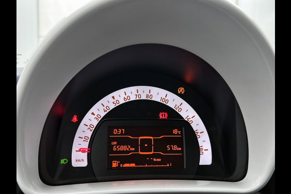 Smart Forfour 1.0 Business Solution 5drs. / Airco-ecc. / Cruise control / Radio multimedia / Apk 10-2027