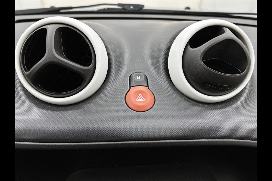 Smart Forfour 1.0 Business Solution 5drs. / Airco-ecc. / Cruise control / Radio multimedia / Apk 10-2027