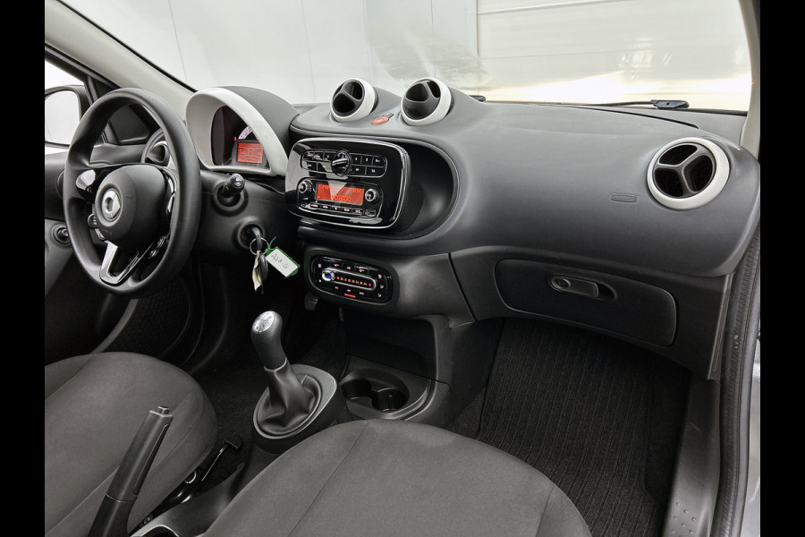 Smart Forfour 1.0 Business Solution 5drs. / Airco-ecc. / Cruise control / Radio multimedia / Apk 10-2027