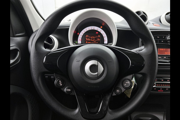 Smart Forfour 1.0 Business Solution 5drs. / Airco-ecc. / Cruise control / Radio multimedia / Apk 10-2027