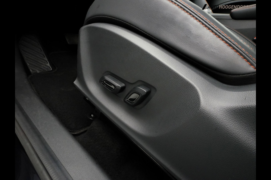 MG ZS EV Long Range Luxury Sport 70 kWh (APPLE CARPLAY,PANORAMADAK,DODEHOEK,STOELVERWARMING,KEYLESS,ELEKTRISCHE STOELEN,CLIMATE))
