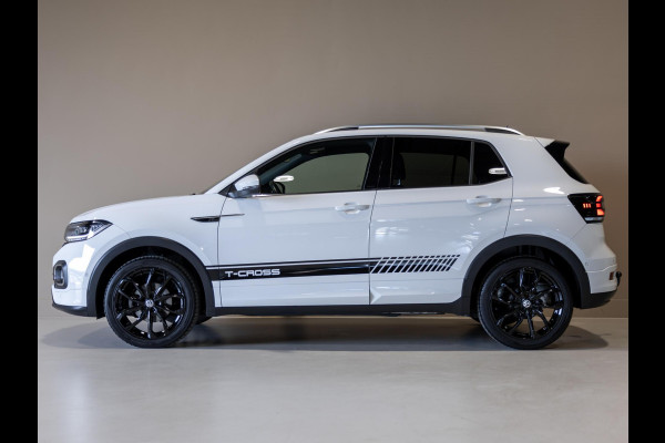 Volkswagen T-Cross 1.5 TSI 2x R-Line / 150pk / Trekhaak / Stoelverwarming / Virtual cockpit /