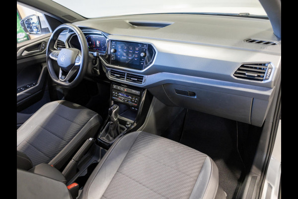 Volkswagen T-Cross 1.5 TSI 2x R-Line / 150pk / Trekhaak / Stoelverwarming / Virtual cockpit /
