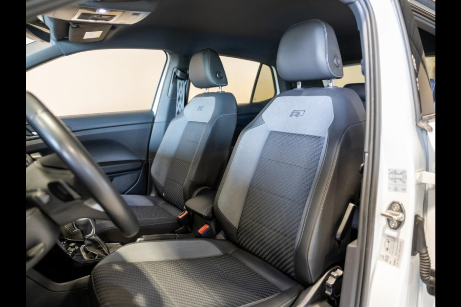 Volkswagen T-Cross 1.5 TSI 2x R-Line / 150pk / Trekhaak / Stoelverwarming / Virtual cockpit /