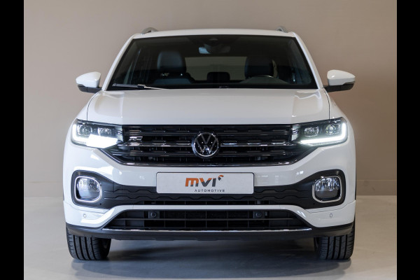Volkswagen T-Cross 1.5 TSI 2x R-Line / 150pk / Trekhaak / Stoelverwarming / Virtual cockpit /