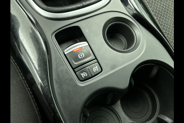 Renault Kadjar 1.3 TCe 141PK / Trekhaak / Airco / Cruise-ctr. / Navigatie / Lmv 17" / Pdc v+a / Apk 10-2026