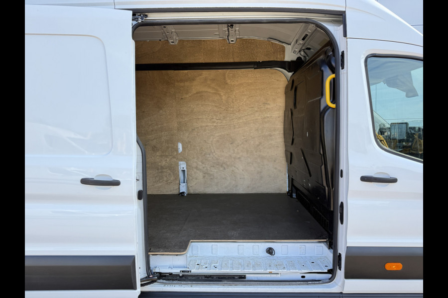 Ford E-Transit 68kWh 184PK L4H3 317km WLTP 95.1% (SOH) BEV Snelladen Carplay Climate control 360° Camera Parkeersensoren v+a Stoelverwarming
