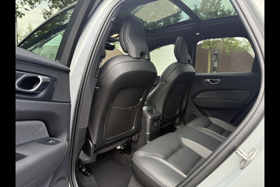 Volvo XC60 2.0 T8 Plug-in hybrid AWD Plus Black Edition VAN 58.900:,- VOOR:54.877,- UW HERFSTVOORDEEL: 4.023,-| UNIEK!| VAPOUR GREY| ELEKTRISCHE TREKHAAK| PANO| HK AUDIO| MEMORY STOELEN| HUD| 360 CAMERA| VOL OPTIES!|