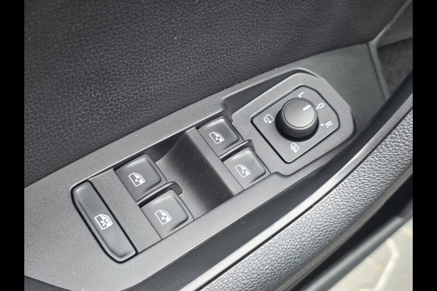 Škoda Kodiaq 1.5 TSI Sportline Business 7P | FULL OPTION | LEDER | PANO | TREKHAAK |