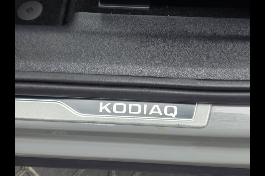 Škoda Kodiaq 1.5 TSI Sportline Business 7P | FULL OPTION | LEDER | PANO | TREKHAAK |